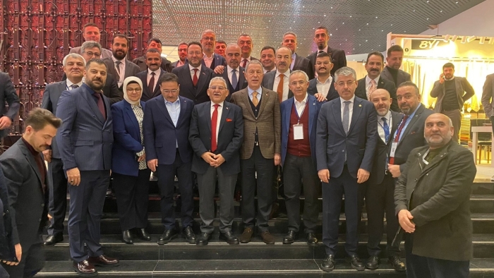 KAYSO Başkanı Büyüksimitci, “Bu fuar dünyadaki mobilya fuarları arasında ciddi bir konuma sahip”